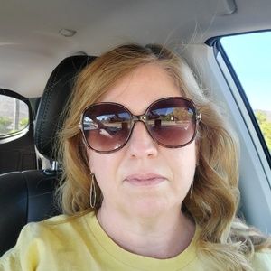 Meet your Posher, Sherry